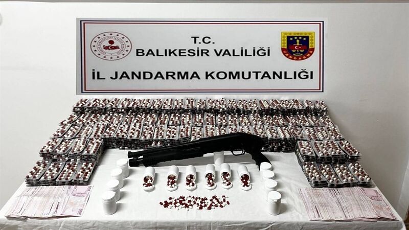 Balıkesir’de ocak ayında düzenlenen uyuşturucu operasyonlarında 97 olayda yakalanan 127