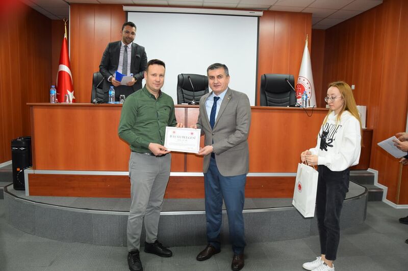 Balıkesir Cumhuriyet Başsavcılığı Uzlaştırma Bürosu bünyesinde görev yapan ve üstün