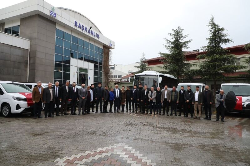 Balıkesir’in Edremit Belediyesi, araç filosunu güçlendirmeye devam ediyor. 2026 yılının