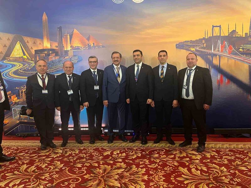 Edremit Ticaret Odası Yönetim Kurulu Başkanı Ahmet Çetin, Cumhurbaşkanı Recep