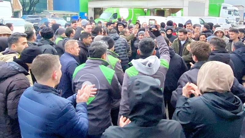 Ocak ayında düşük zam alıp, yan haklarının kalktığını söyleyen bir