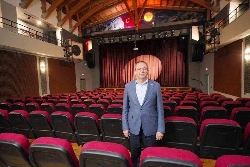 300 kişilik koltuk kapasitesiyle hizmet verecek olan Ayvalık Belediyesi Rauf