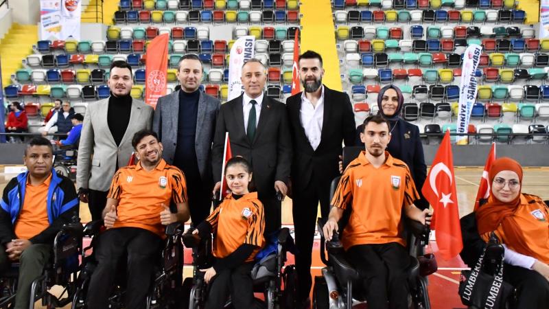 Balıkesir Gençlik ve Spor İl Müdürlüğü’nün ev sahipliğinde düzenlenen Boccia