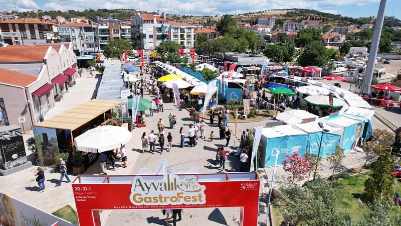 Ayvalık Belediye Başkanı Mesut Ergin, 2025 yılı boyunca hayata geçirilen