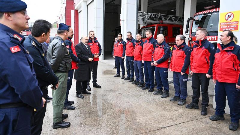 Balıkesir Büyükşehir Belediye Başkanı Ahmet Akın, Balıkesir Valisi İsmail Ustaoğlu