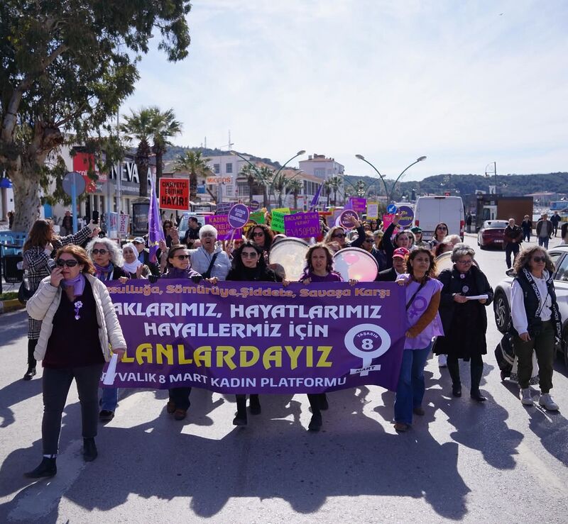 Balıkesir’in Ayvalık ilçesinde; kadınların emeğine, mücadelesine ve topluma kattığı değere
