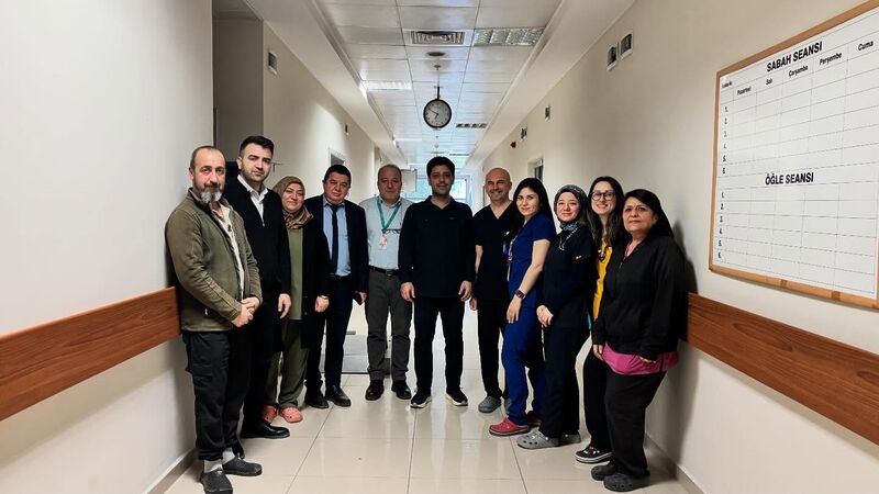 Bigadiç ilçesinde, Devlet Hastanesinde bayramlaşma programı gerçekleştirildi. Başhekim Dr. Barbaros