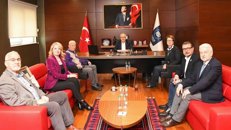 Balıkesir Kent Konseyi heyeti, Balıkesir Sanayi Odası Başkanı Nazmi Yarış’ı