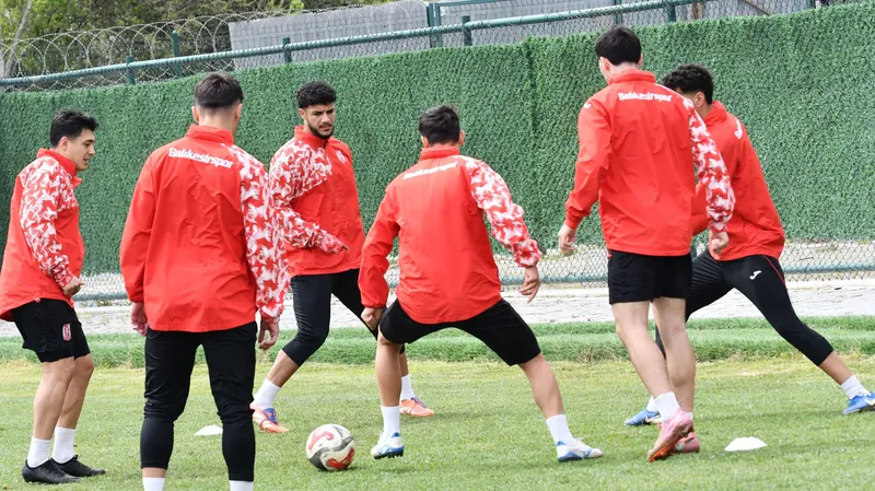 Nesine 3. Lig 4. Grup'ta sezonun son maçında Balıkesirspor, Bornova