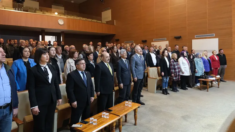 Balıkesir Üniversitesi, merkez ilçelerdeki muhtarlara yönelik kapsamlı bir liderlik ve