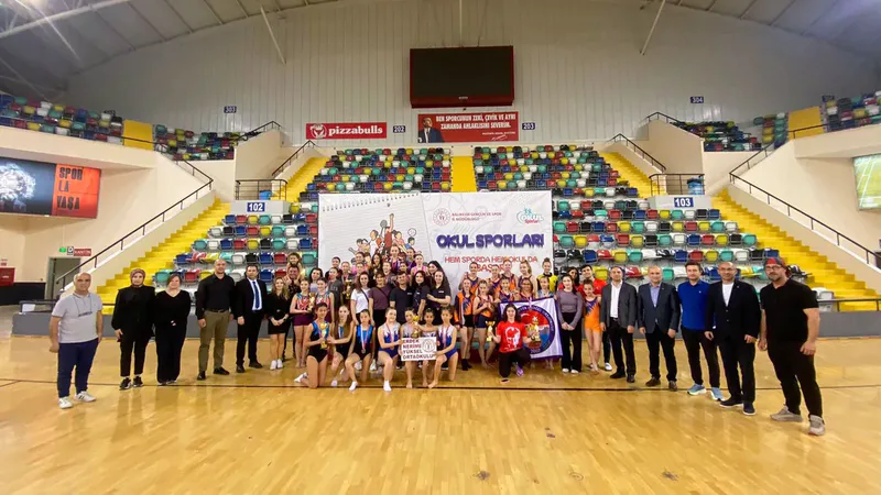 Balıkesir'de düzenlenen Cimnastik Minikler İl Birinciliği, 23 Nisan TBMM Kupası
