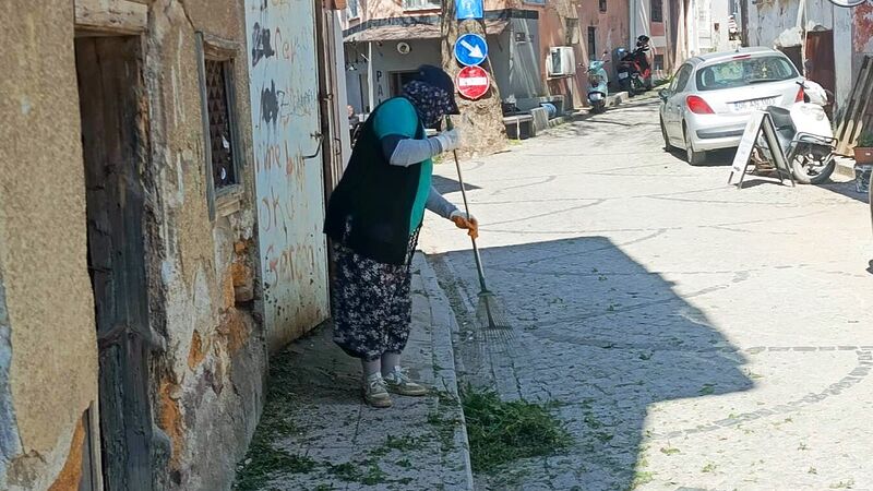 Ayvalık Belediyesi, Atatürk'ün 13 Nisan 1934'te Ayvalık'a yaptığı tarihi ziyaretin