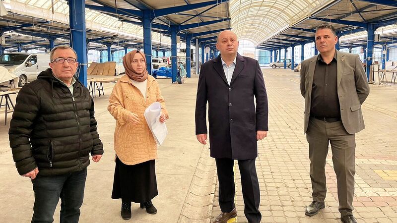 Gönen Belediye Başkanı İbrahim Palaz, ilçenin ticari ve sosyal yaşamında