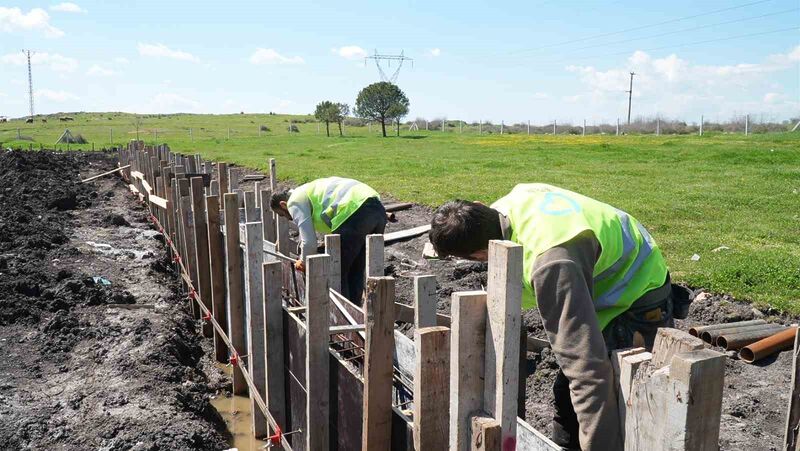 Balıkesir Büyükşehir Belediyesi, gençlerle çocukların sportif aktivitelere katılımını artırmak amacıyla