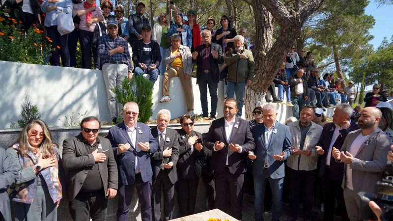 Türk Halk Müziği'nin efsane ismi Ali Ekber Çiçek, vefatının 20.