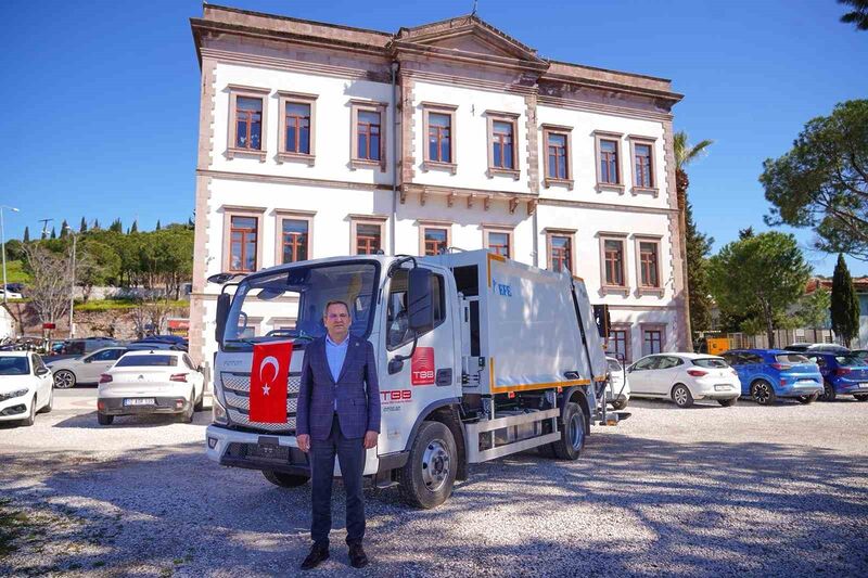 Balıkesir’in Ayvalık ilçesinde; Ayvalık Belediyesi, temizlik hizmetlerinin daha etkin yürütülmesi