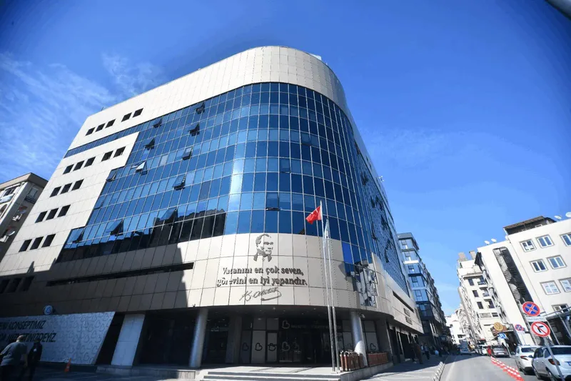 Balıkesir Büyükşehir Belediyesi, eczaneye fatura, huzur hakkı ve iftar organizasyonu