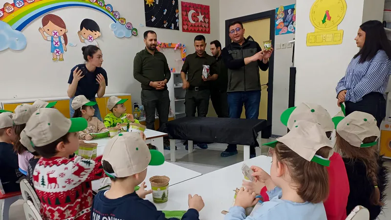 Balıkesir Orman Bölge Müdürlüğü, Gönen'de anaokulu öğrencilerine yönelik tohum ekim