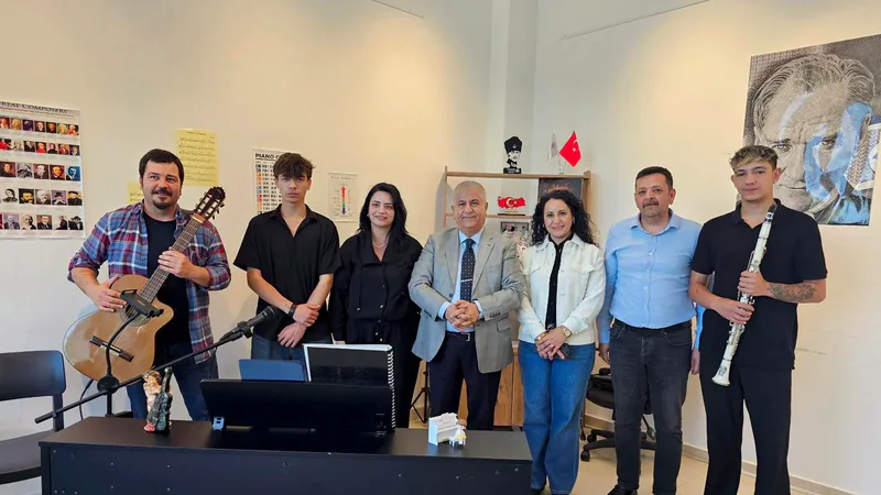 Balıkesir İl Millî Eğitim Müdürü, BALMEK Yaygın Eğitim atölyelerini ziyaret