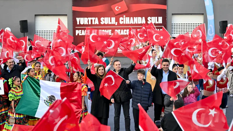 2. Balıkesir Uluslararası Çocuk Festivali'nde 9 ülkenin çocukları halk dansları
