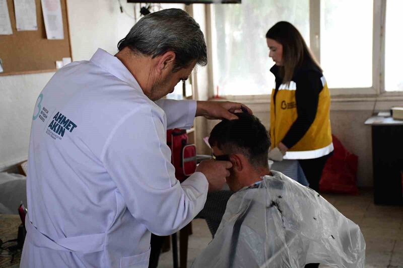 Balıkesir Büyükşehir Belediyesi, sosyal belediyecilik anlayışıyla gerçekleştirdiği hizmetlerine son sürat