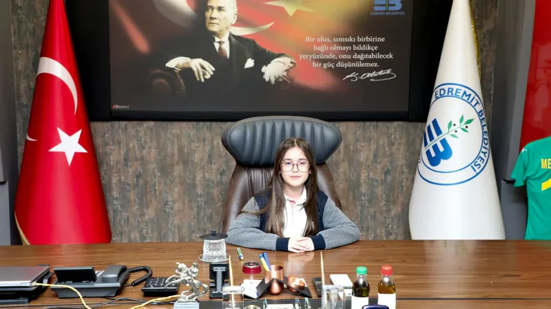 23 Nisan Ulusal Egemenlik ve Çocuk Bayramı'nda Edremit Belediyesi'nin düzenlediği