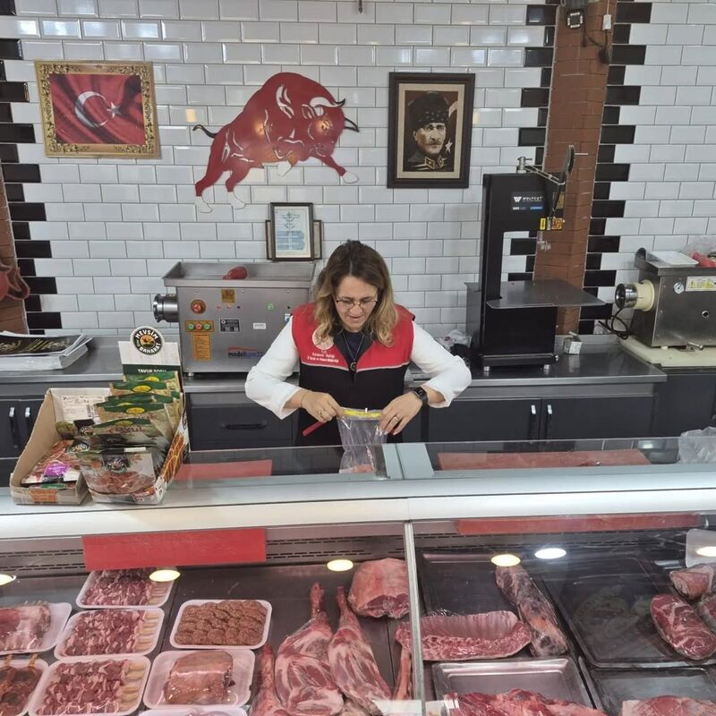 Balıkesir’in Edremit ilçesinde, halk sağlığını korumak ve güvenilir gıdaya ulaşımı