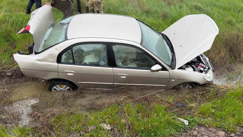 Balıkesir’in Gönen ilçesi ile Manyas yolu Akçaova Mahallesi yakınlarında meydana
