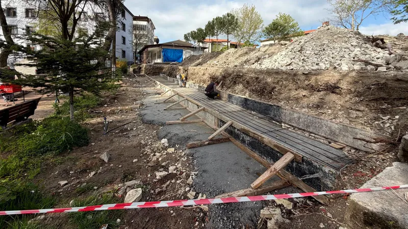 İvrindi Belediyesi, merkezden kırsal mahallelere kadar geniş çaplı yatırımlarla ilçenin