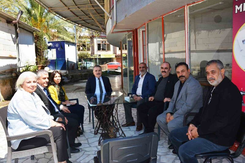 Balıkesir’in Edremit ilçesinde Kaymakam Ahmet Odabaş, 8 Nisan Dünya Romanlar