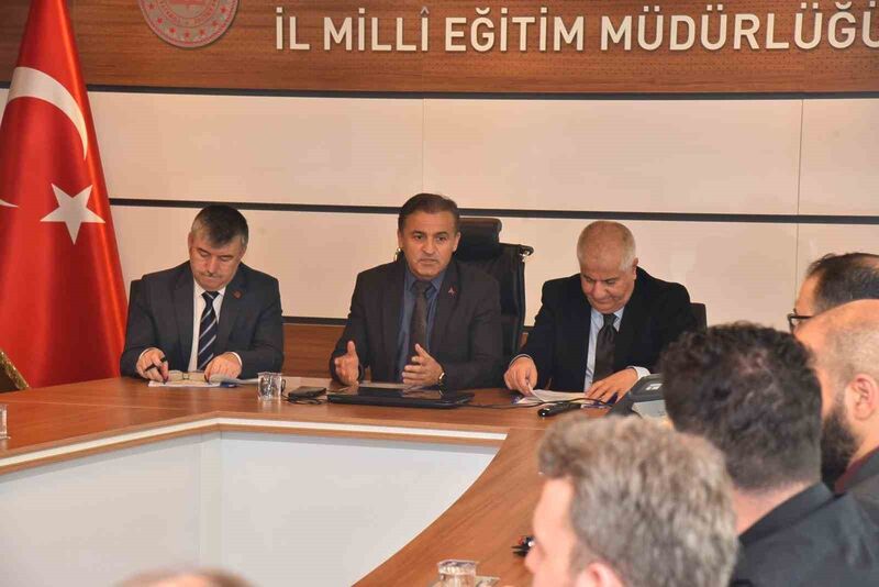 Balıkesir’de, Roman vatandaşlara yönelik yürütülecek çalışmaların ele alındığı önemli bir