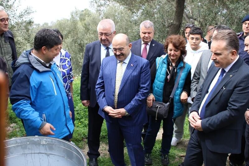 Balıkesir’de Turizm Haftası kapsamında Antandros Antik Kenti kazı alanında bir