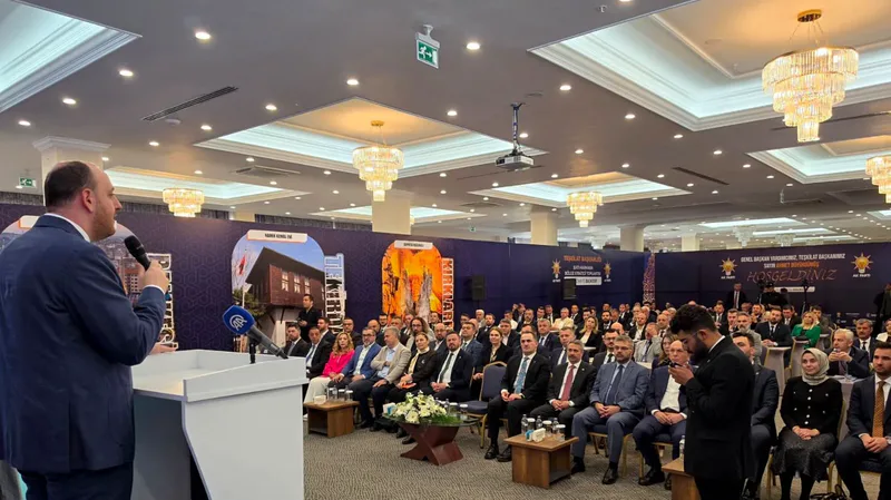 Ahmet Büyükgümüş önderliğinde Balıkesir'de düzenlenen Batı Marmara Bölge Strateji Toplantısı,