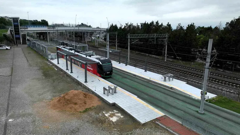 Kocaeli Büyükşehir Belediyesi, Akçaray Tramvay Hattı'nda çift dizi tramvay projesi