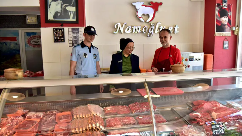 Altıeylül Belediyesi Zabıta Müdürlüğü, Kurban Bayramı öncesi ilçe genelindeki kasaplarda
