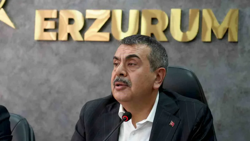 Milli Eğitim Bakanı Yusuf Tekin, Erzurum'da yaptığı açıklamada CHP Genel