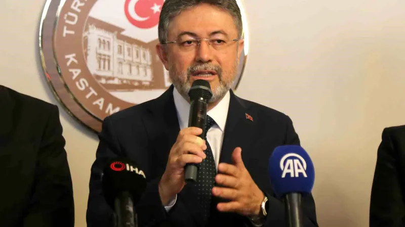 Tarım ve Orman Bakanı İbrahim Yumaklı, Kastamonu'daki bayramlaşma töreninde orman