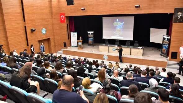 Balıkesir Üniversitesi, 4 kıta ve 10 ülkeden gelen hukukçuları ağırladığı