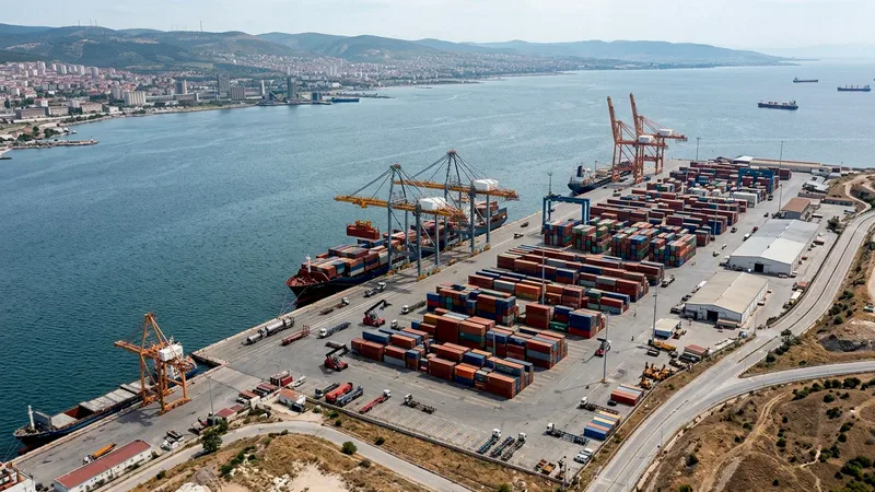 Balıkesir'de Mart 2026'da ihracat 60 milyon 653 bin dolara düşerken,