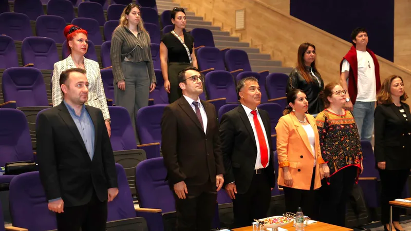 Bandırma Onyedi Eylül Üniversitesi'nde düzenlenen 'Üst Seviye SSCI Dergilerde Yayın
