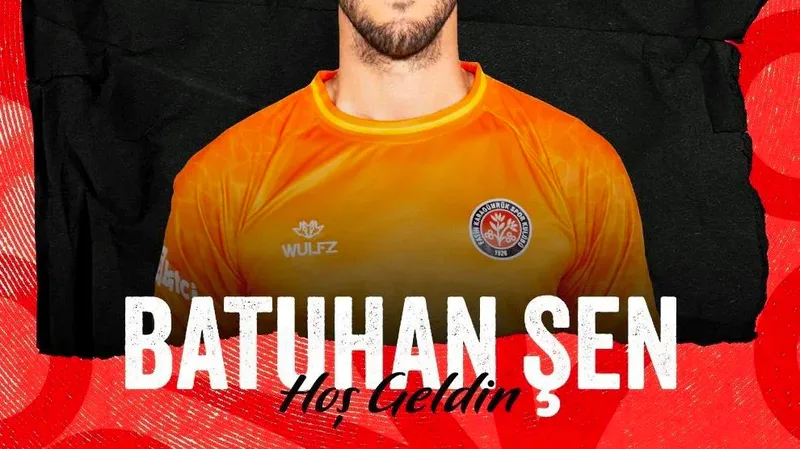 Fatih Karagümrük, Galatasaray'dan kaleci Batuhan Şen'i 3 yıllık sözleşmeyle transfer
