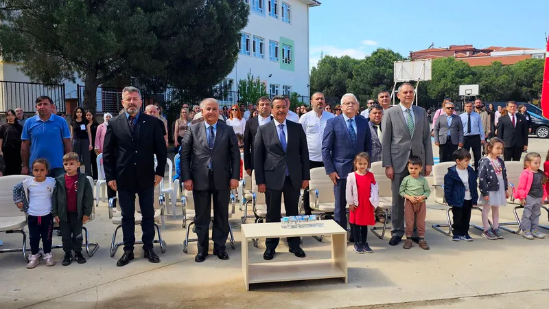 19 Mayıs etkinlikleri kapsamında Burhaniye'de düzenlenen Teknoloji Tasarım ve Görsel