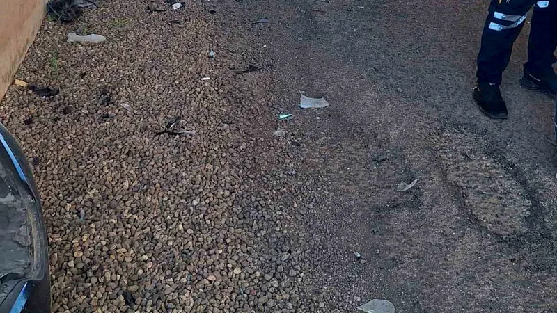 Diyarbakır'ın Çınar ilçesinde direksiyon kontrolünü kaybeden otomobil sürücüsü, alt geçitte