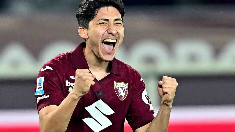 İtalyan Serie A ekibi Torino, milli futbolcu Emirhan İlkhan'ın sözleşmesindeki