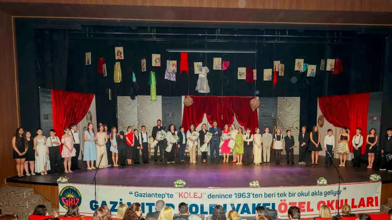 Gaziantep Kolej Vakfı Özel Ortaokulu Tiyatro Kulübü, Türk tiyatrosunun klasik