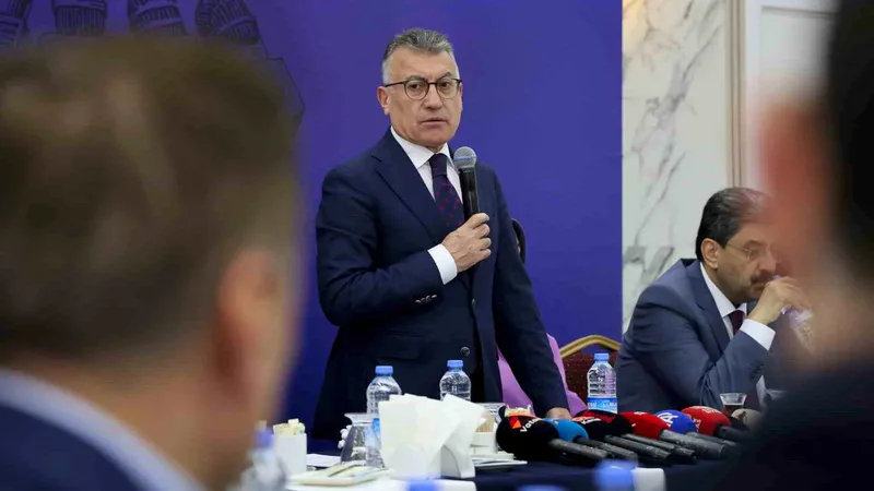 AK Parti Grup Başkanı Abdullah Güler, CHP'nin yaşadığı hukuki sürecin