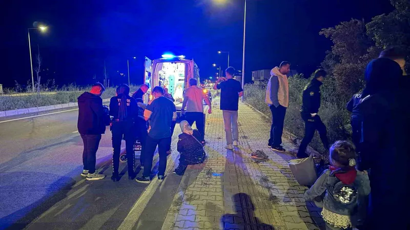 Bursa'nın İznik ilçesinde kontrolden çıkan otomobil zeytin tarlasına uçtu. Kaza
