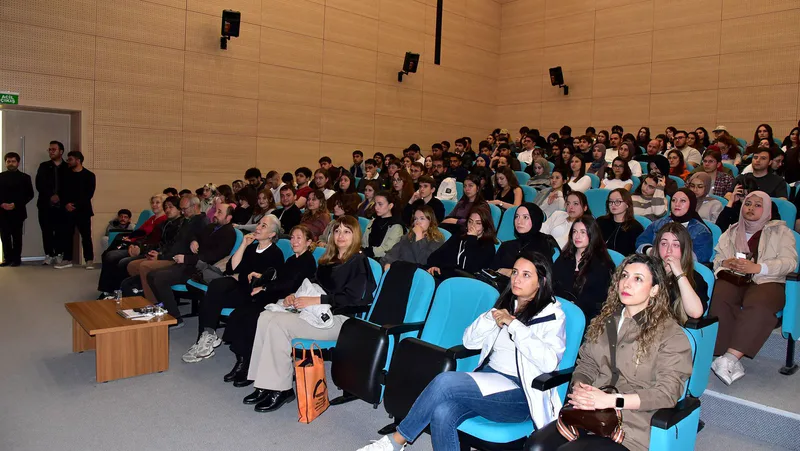 Balıkesir Üniversitesi Mimarlık Fakültesi, sektörün önde gelen isimlerini öğrencilerle buluşturan