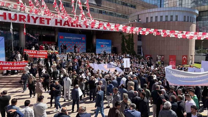 CHP Genel Başkanı Kemal Kılıçdaroğlu, Kurban Bayramı dolayısıyla bugün parti