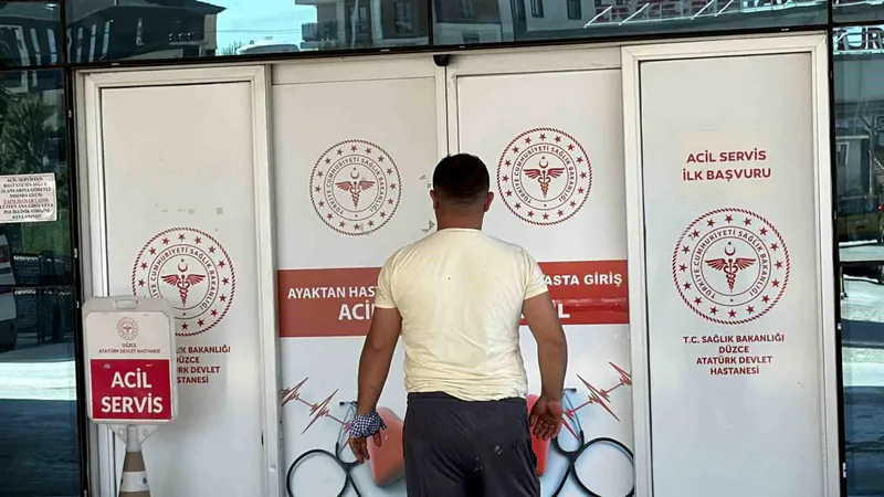Düzce'de Kurban Bayramı'nda yaşanan kazalarda 57 kişi çeşitli yaralanmalarla hastanelere